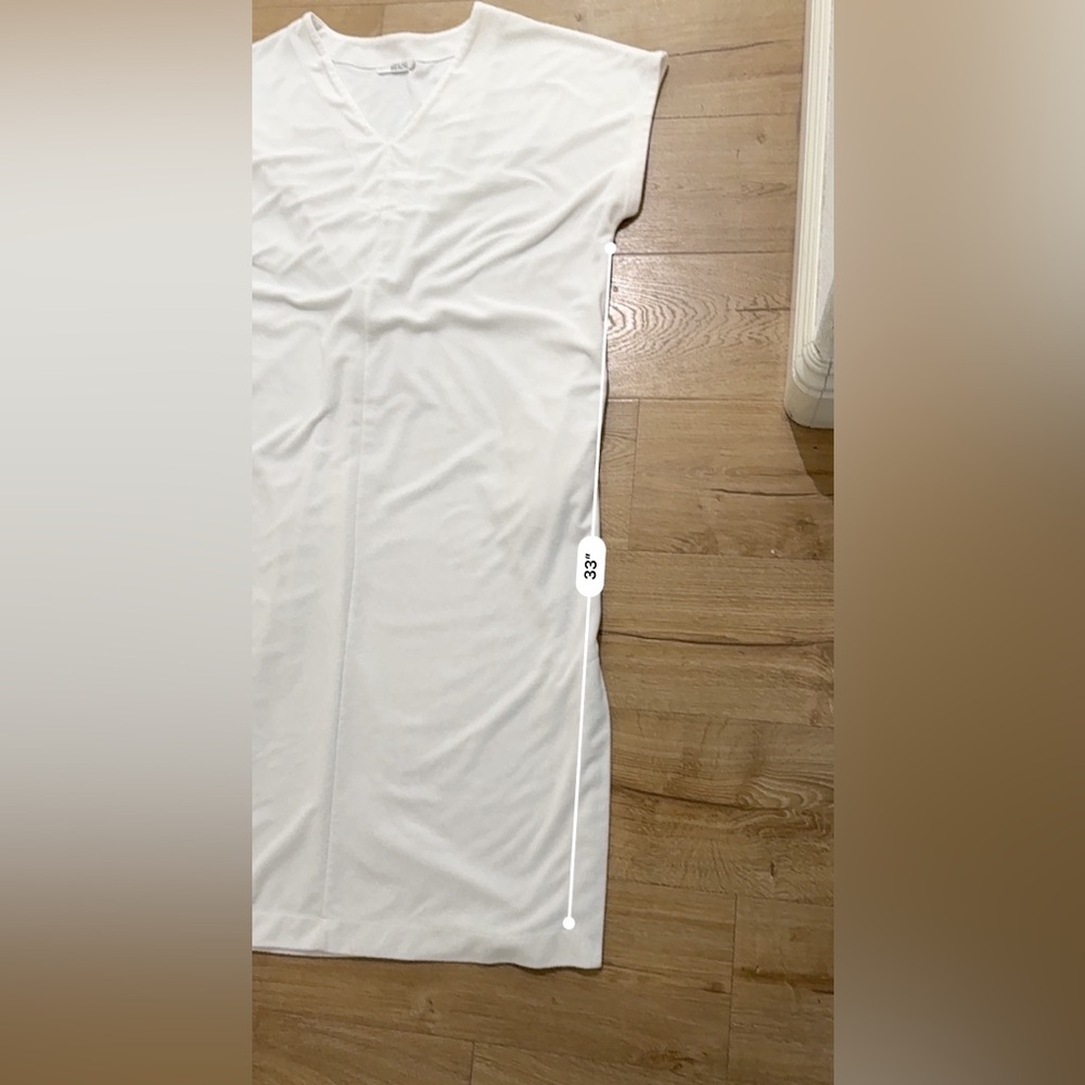 Barefoot Dreams White Swim Coverup - Picture 12 of 16